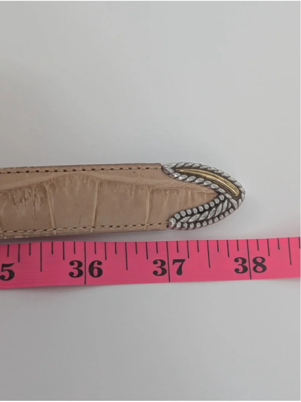 Vintage Brighton C3118 Beige Croc Embossed Leather Heart Buckle Belt L 34